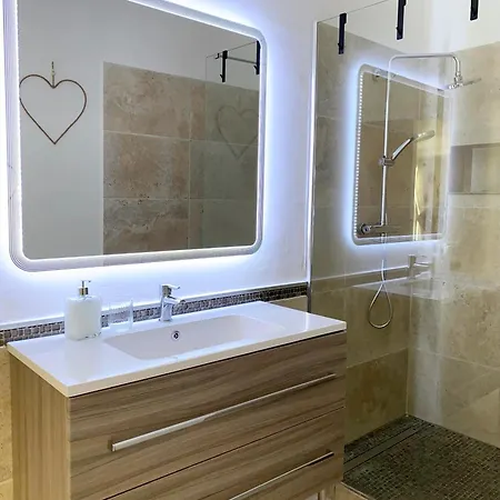 Nyso House Lumineux Climatise Cosy & Chic Avec Garage Manosque